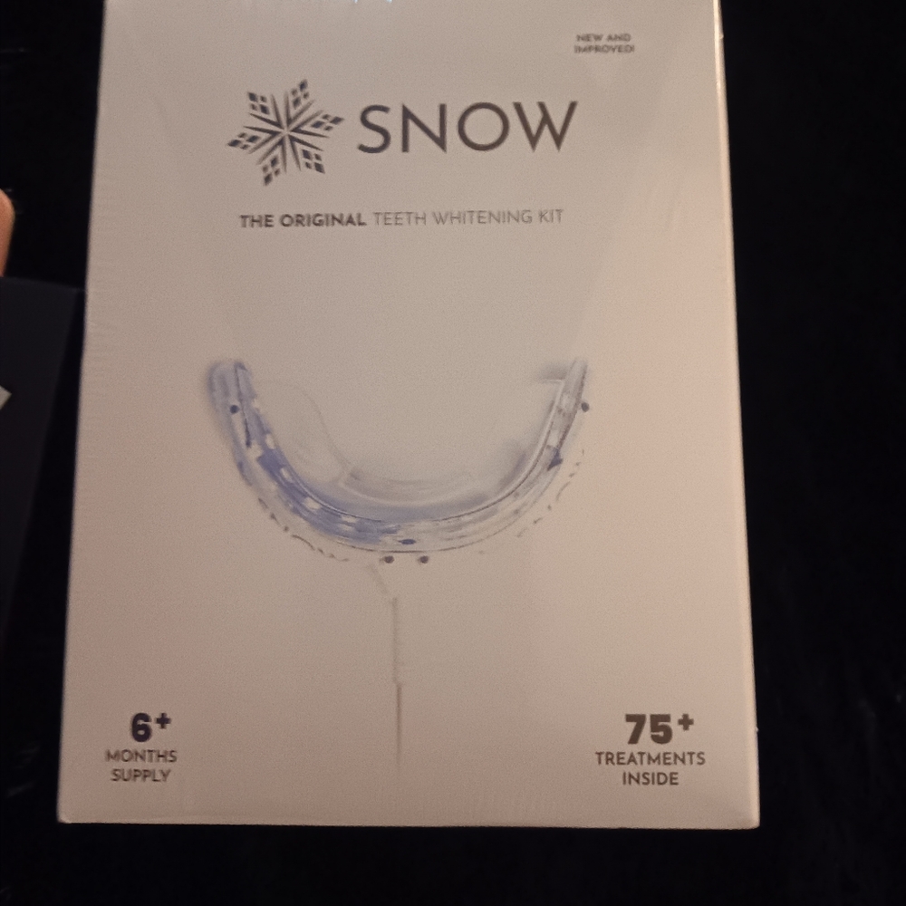 Snow Teeth Whitening Kit